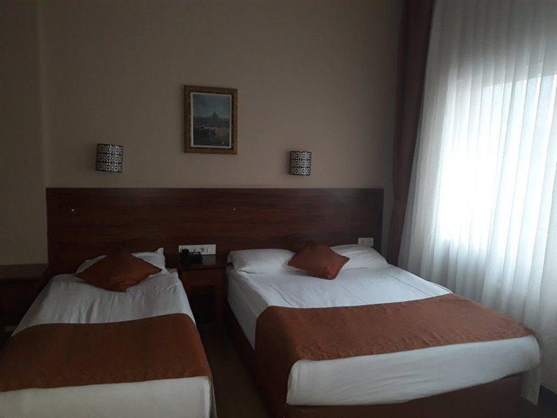 Hotel Ankyra 3*