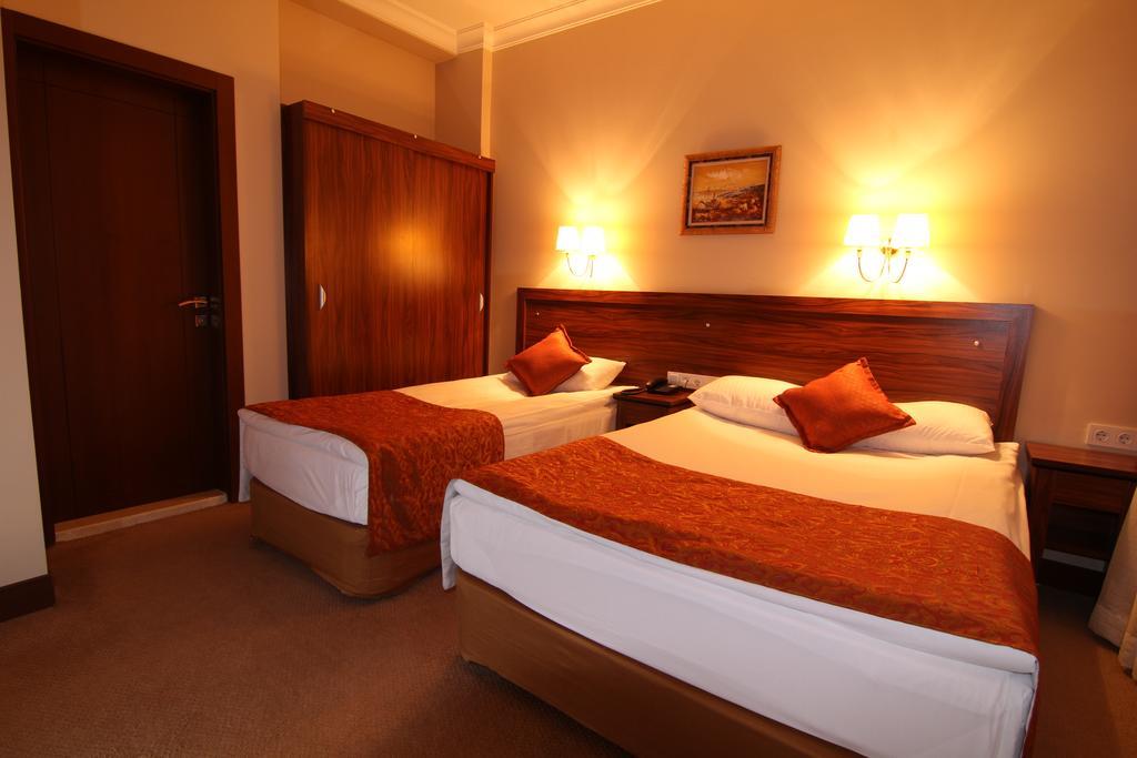 Hotel Ankyra 3*